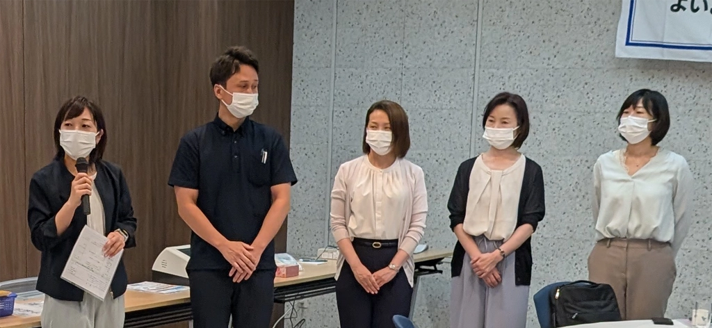 伊奈病院健康管理センター看護部科長の山本智美様をはじめするとスタッフの皆さま
